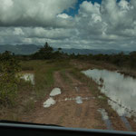 ....die kleine "Pfützen" links wurden zum Verhängnis - der Weg hängt stark nach links....