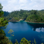 .....dieser ein tolles hellblau....