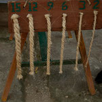 .....Seile bis zu 15 Stränge konnten hergestellt werden.