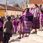 .....das Maya-Kirchgewand.....