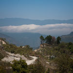 .....der Nebel hängt mystisch in den Bergen.....