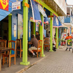 ....sauber, bunt und unglaublich gemütlich.....