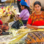 ....hier werden die Verzierungen geflochten.....