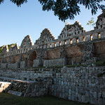 ...."El Palomar" (Taubenschlag) erinnert an maurische Taubenlöcher....