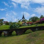 ,,,,mit Brücken, Tunnels und einer Kapelle.....