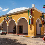 Izamal - die gelbe Stadt....