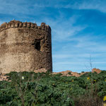 auch hier steht ein Genueser Turm - unglaublich was die vor 1000 Jahren geschaffen haben