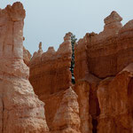 die dünnen Wände sind die Vorstufe der Hoodoos