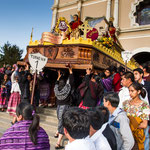 ....die schwere Plattform mit den Figuren.....