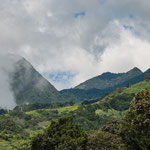 ....die zerklüfteten Gipfel des Vulkan Baru......