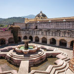 ....und dem größten Brunnen Centralamerikas....