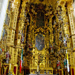 die riesige Kathedrale ist auch innen ein Schmuckstück