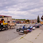 ....Pferdekutsche - Harleys - und gute Restaurants.