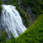 Wasserfall am Mt. Rainier.....