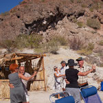 .... und es wird sogar im Sand getanzt