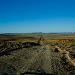 Vom Fahrersitz aus sind die gemeinen Felsen kaum zu sehen - nur zu spüren