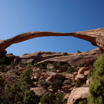 .....der "Landscape Arch" - 96 m breit und extrem filigran