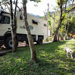 Unser Stellplatz direkt am Fluss "Cahabón".....
