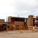 Diese Kirche - rechts - ist UNESCO Weltkulturerbe