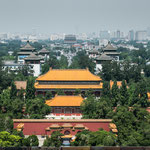 hinter der alten "verbotenen Stadt" die Moderne....