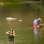 Die Mayas waschen sich und alles andere ausschließlich in den Flüssen....