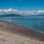 ....ist im Norden begrenzt von Bergen.....