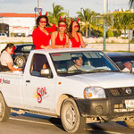 ...diese Damen werben für Bier....