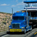 Ein Schiff in der Wüste = Wüstenschiff?