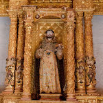 ....oder den vielen Seitenaltären.