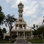 ....der Glockenturm aus "Disney World"....